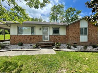 810 Parliament St, High Point, NC 27265