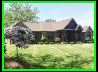 4253 S 94th Rd, Bolivar, MO 65613