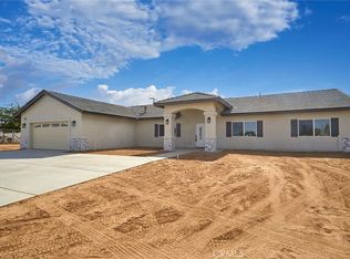 21240 Multnomah Rd, Apple Valley, CA 92308