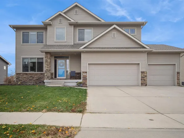 323 Tailfeather Dr NW, Bondurant, IA 50035