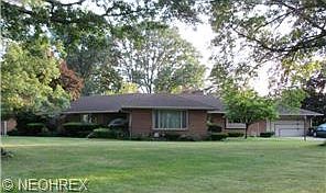 1st image of 851 Wildwood Dr NE