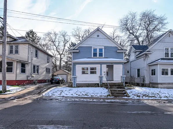 714 Alexander St SE, Grand Rapids, MI 49507