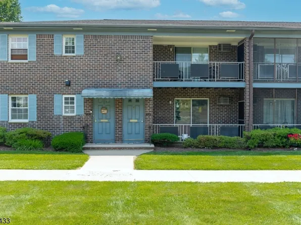 580 Bloomfield Ave-1A #1A, West Caldwell Twp., NJ 07006