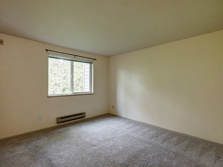 901 Sunset Blvd NE #D213 — Photo 9