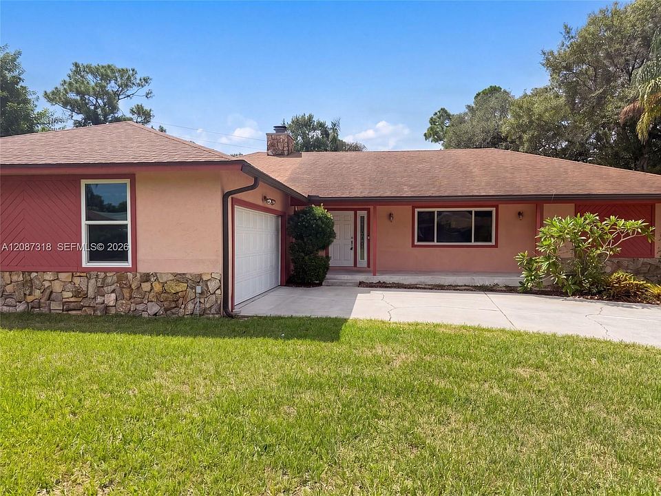 1st image of 3123 SE Quanset Cir