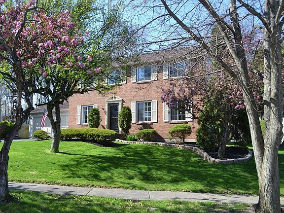 2nd image of 230 Creighton Ct