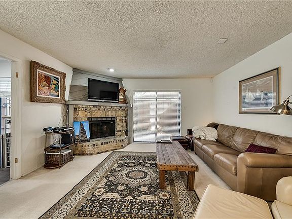 4th image of 2503 Tierra #1