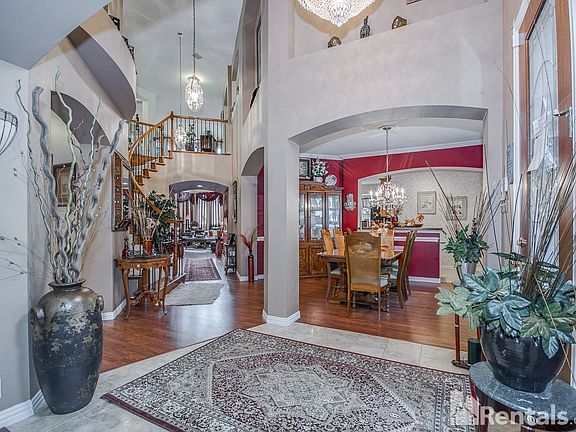 4th image of 3736 Hilldale Ct