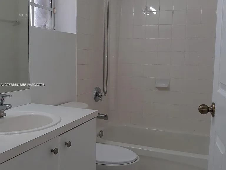 1398 NE 33rd Ave #10825 — Photo 21
