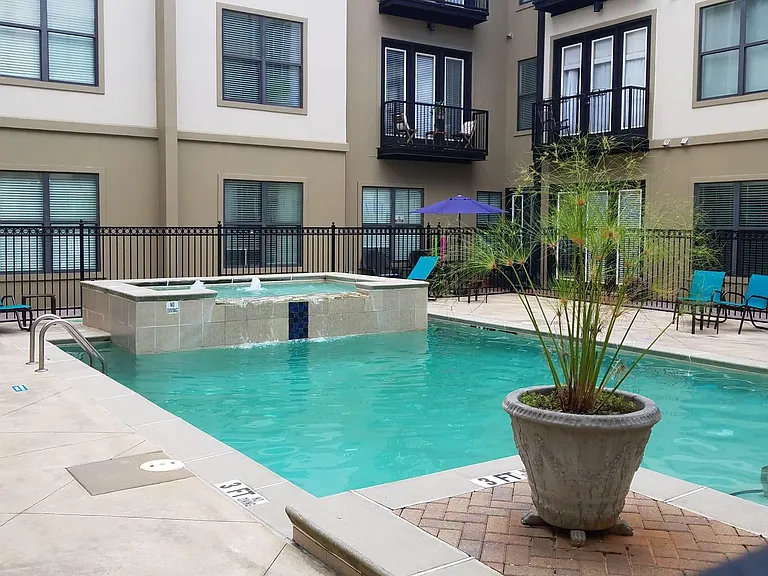 5300 Peachtree Rd #2103 — Photo 23