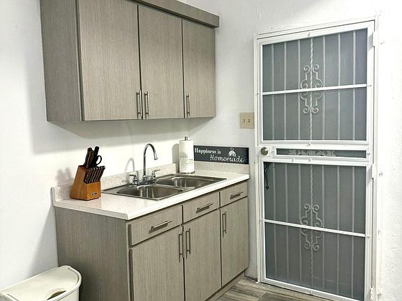 5th image of 410 Calle Progreso