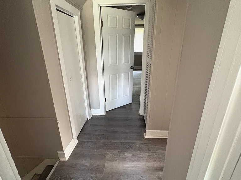 1254 Leeser Ave — Photo 11