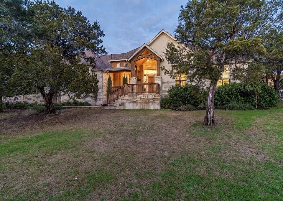 1st image of 5 Heritage Oaks Dr