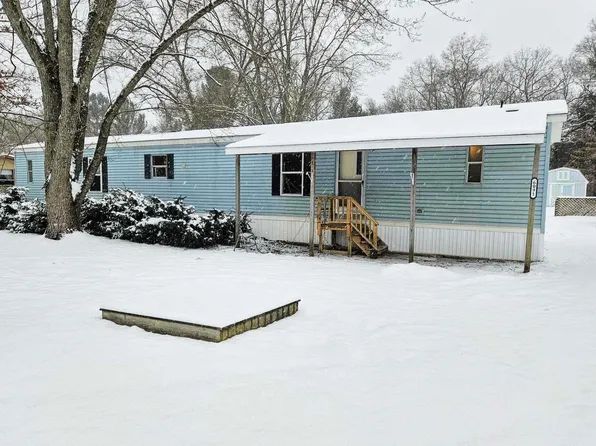 6091 Automobile Rd, Twin Lake, MI 49457