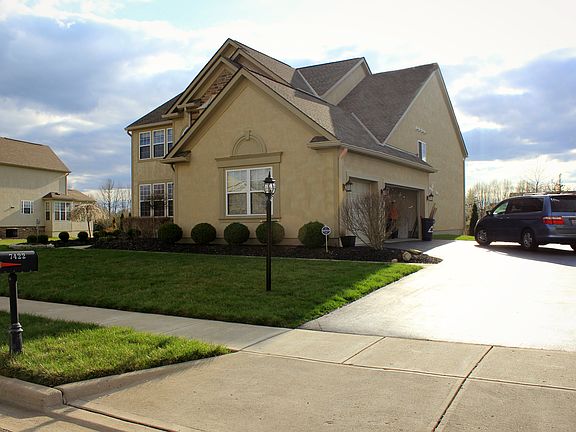 3 Car Garage