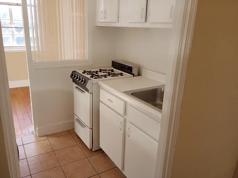 155 W River Streetsuite E #1 — Photo 6