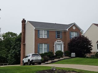 8022 Woodcreek Dr, Bridgeville, PA 15017