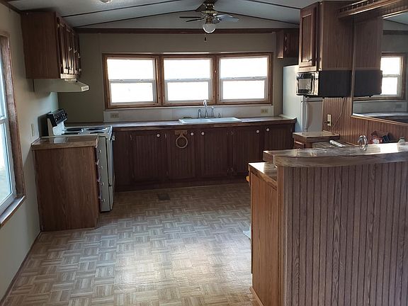 4th image of 20 Katies Park Way #20