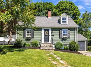 11 Eustis Ave, Wakefield, MA 01880