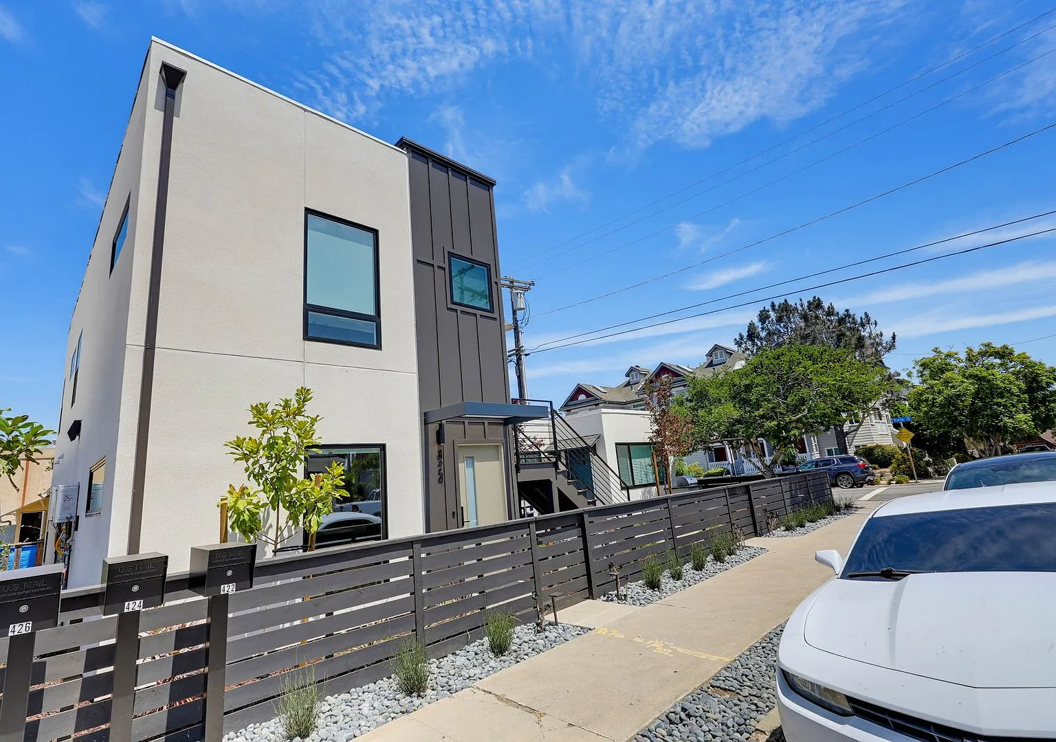 Arbor — Photo 3