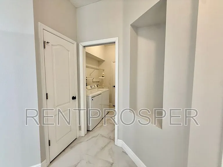 10181 Marsh Pine Cir — Photo 20