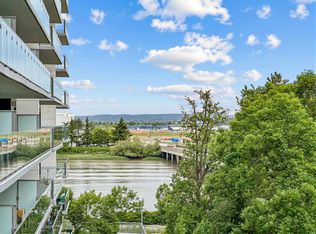 6833 Pearson Way #409, Richmond, BC V7C 0E8