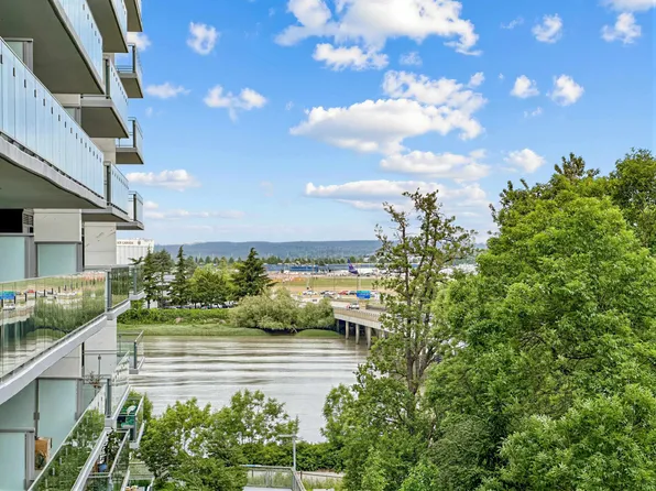 6833 Pearson Way #409, Richmond, BC V7C 0E8