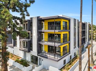 6363 Tyrone Ave, Van Nuys, CA 91401