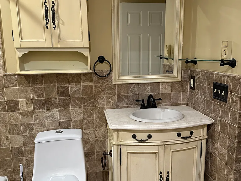 1190 Chickadee Dr — Photo 15