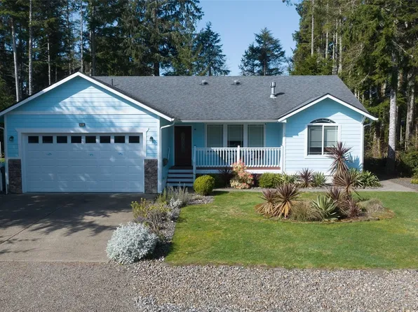 107 Olympic View Avenue NE, Ocean Shores, WA 98569