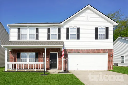 2990 Parkview Dr Photo 1