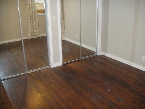 5th image of 5997 Oakwood Ave