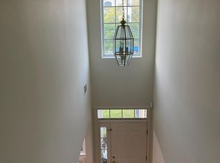 7 Barbour Ct, Old Bridge, NJ 08857