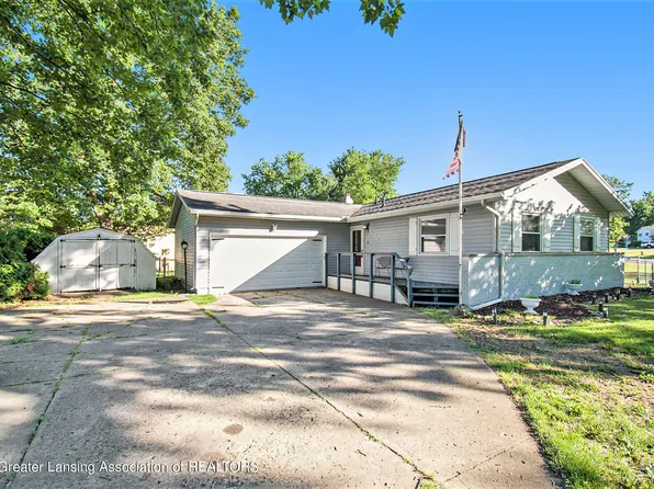 6450 Skylark Dr, Jackson, MI 49201