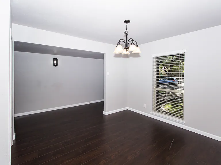 2813 Ripplewood Dr — Photo 12