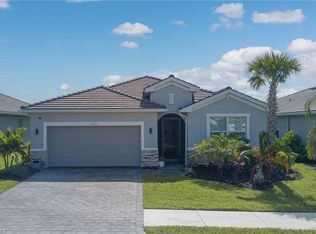 2446 Orchard St, Naples, FL 34120