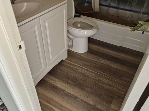 5959 South St #6, Lakewood, CA 90713