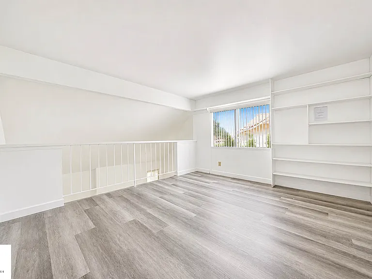 164 Ricci Ave — Photo 12