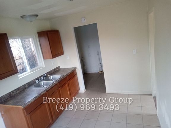 4th image of 1531 Freedom St APT B