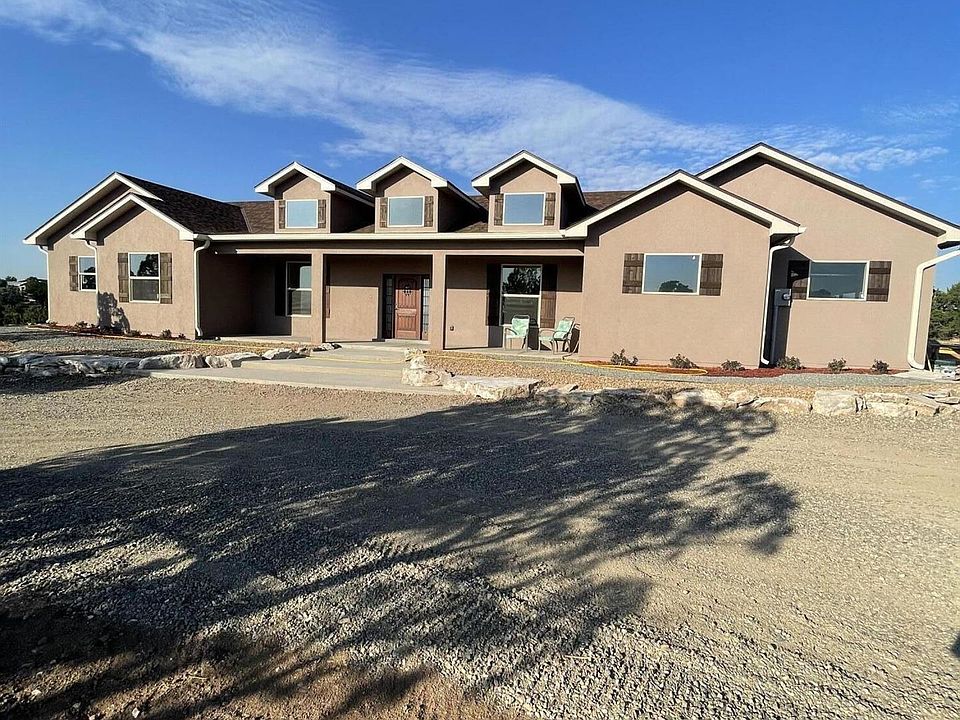1st image of 13 Stardust Ln