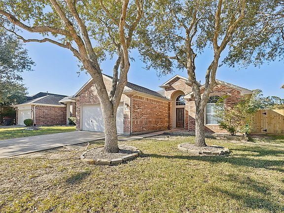2nd image of 15227 Willowhurst Drive