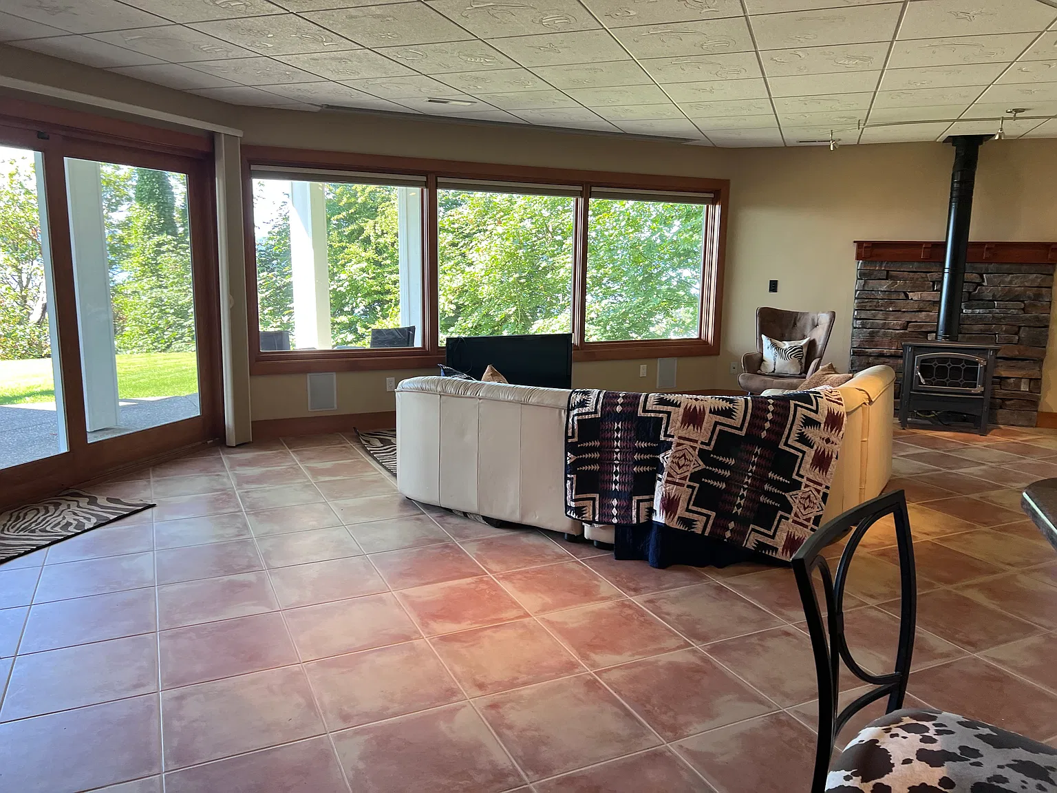 2 bed, 1600 sqft, $3,200 — Photo 4