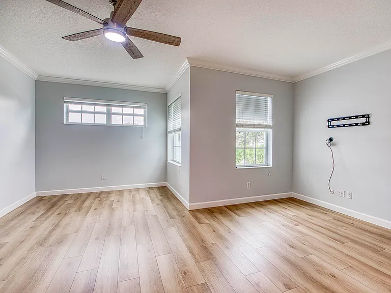 240 Poinciana Dr — Photo 14