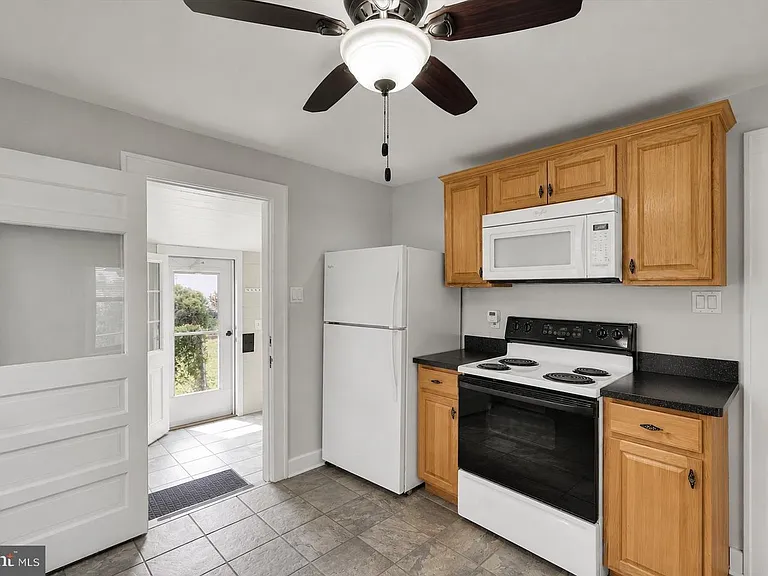 40 Reeceville Rd — Photo 11