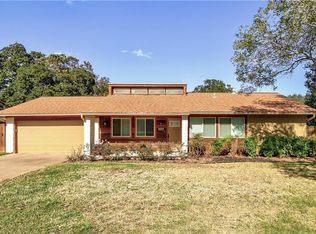 7700 Danwood Dr, Austin, TX 78759