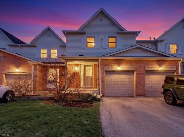 2355 5th Line W #63, Mississauga, ON L5K 2M8