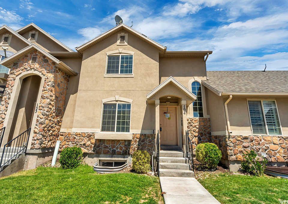 1st image of 224 W Crescent View Ln N #104