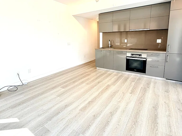 188 Cumberland St #602 — Photo 4