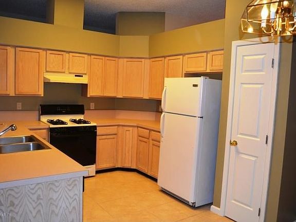 2nd image of 3071 Golden Pond Blvd