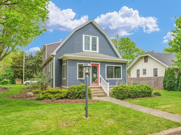 314 Stanage Ave, Champaign, IL 61820